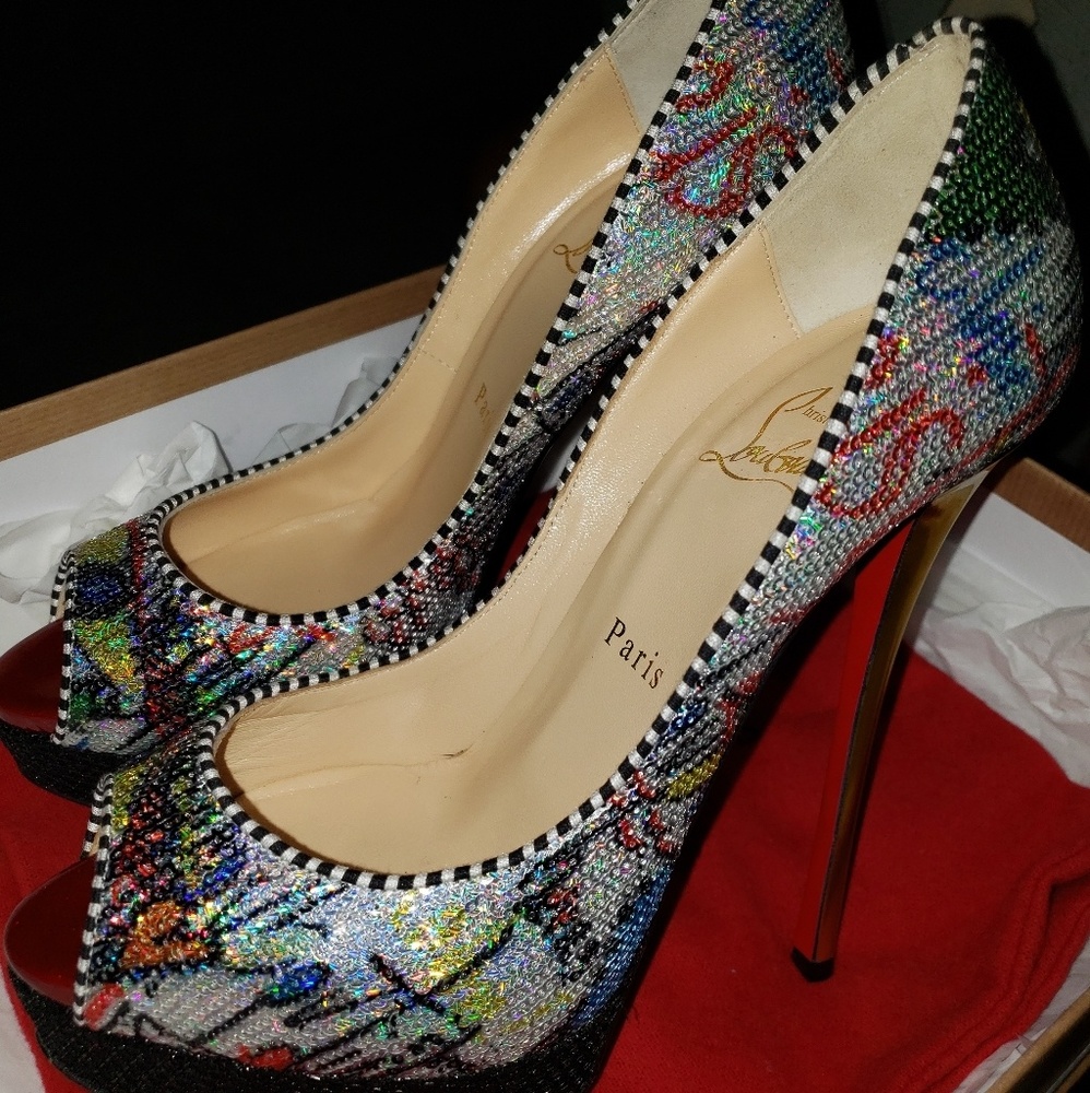 NEW Christian Louboutin LIMITED EDITION